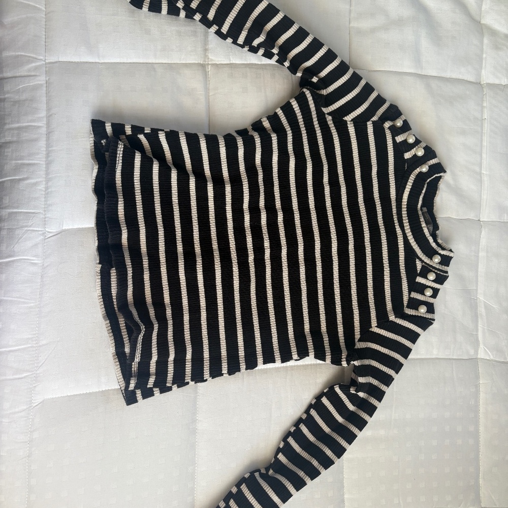 Zara stretchy stripped sweater with pearls